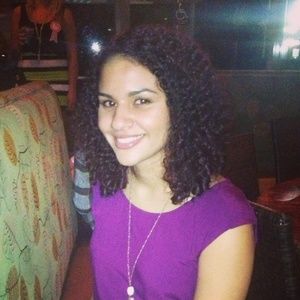 Meet your Posher, Leanna